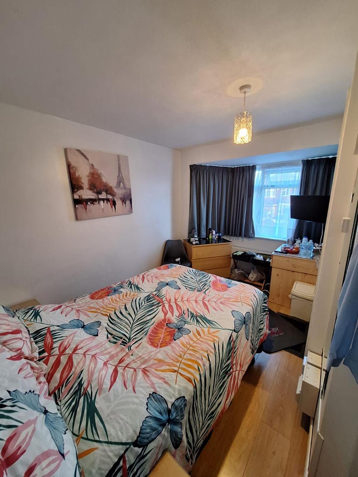Harrow B & B 외부 사진