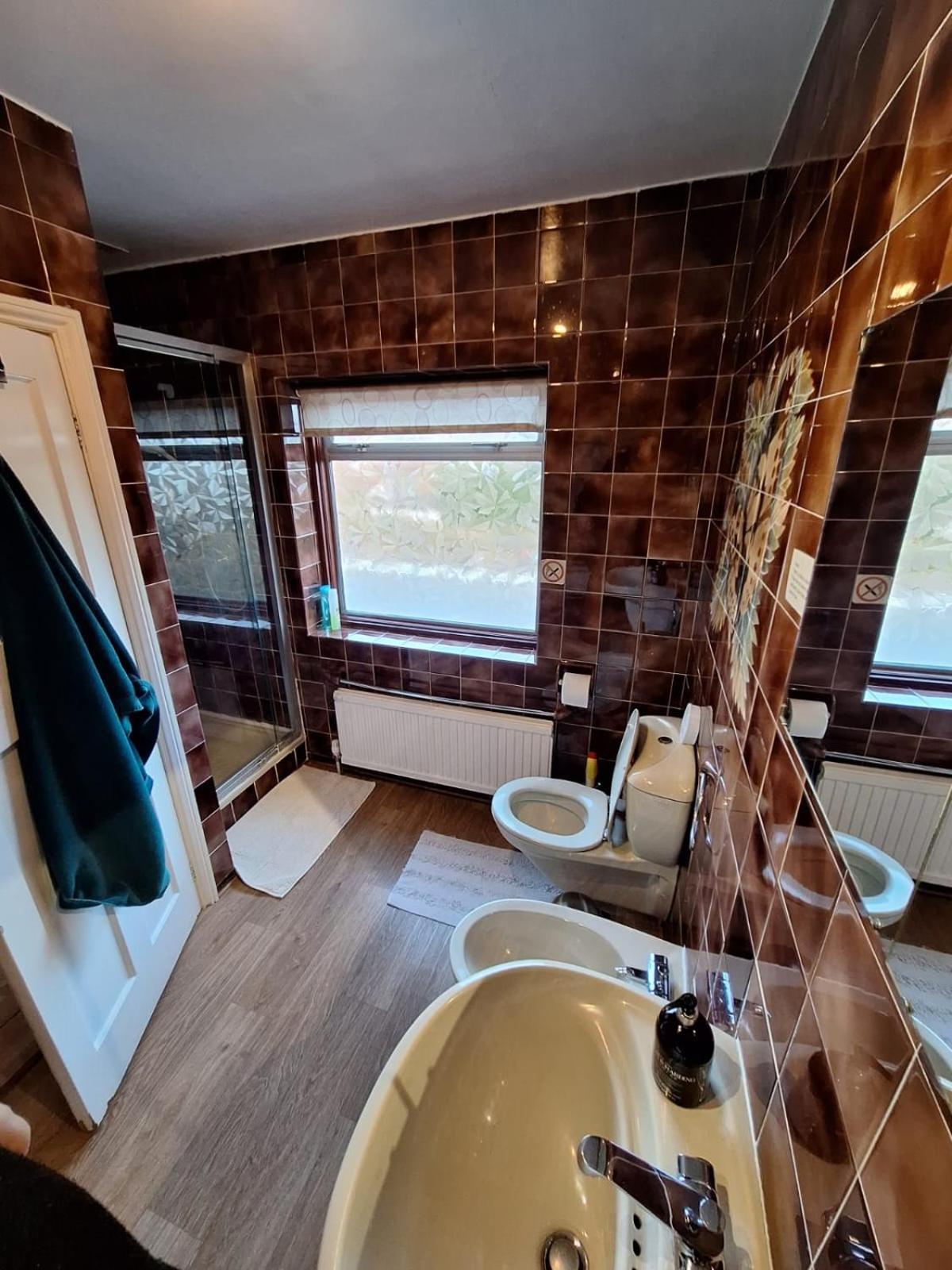 Harrow B & B 외부 사진